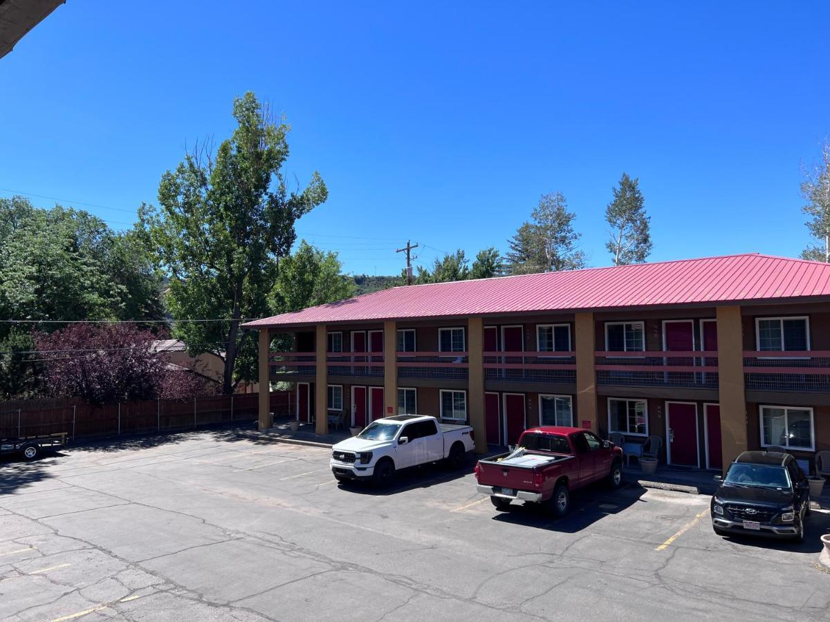 Motel Adobe