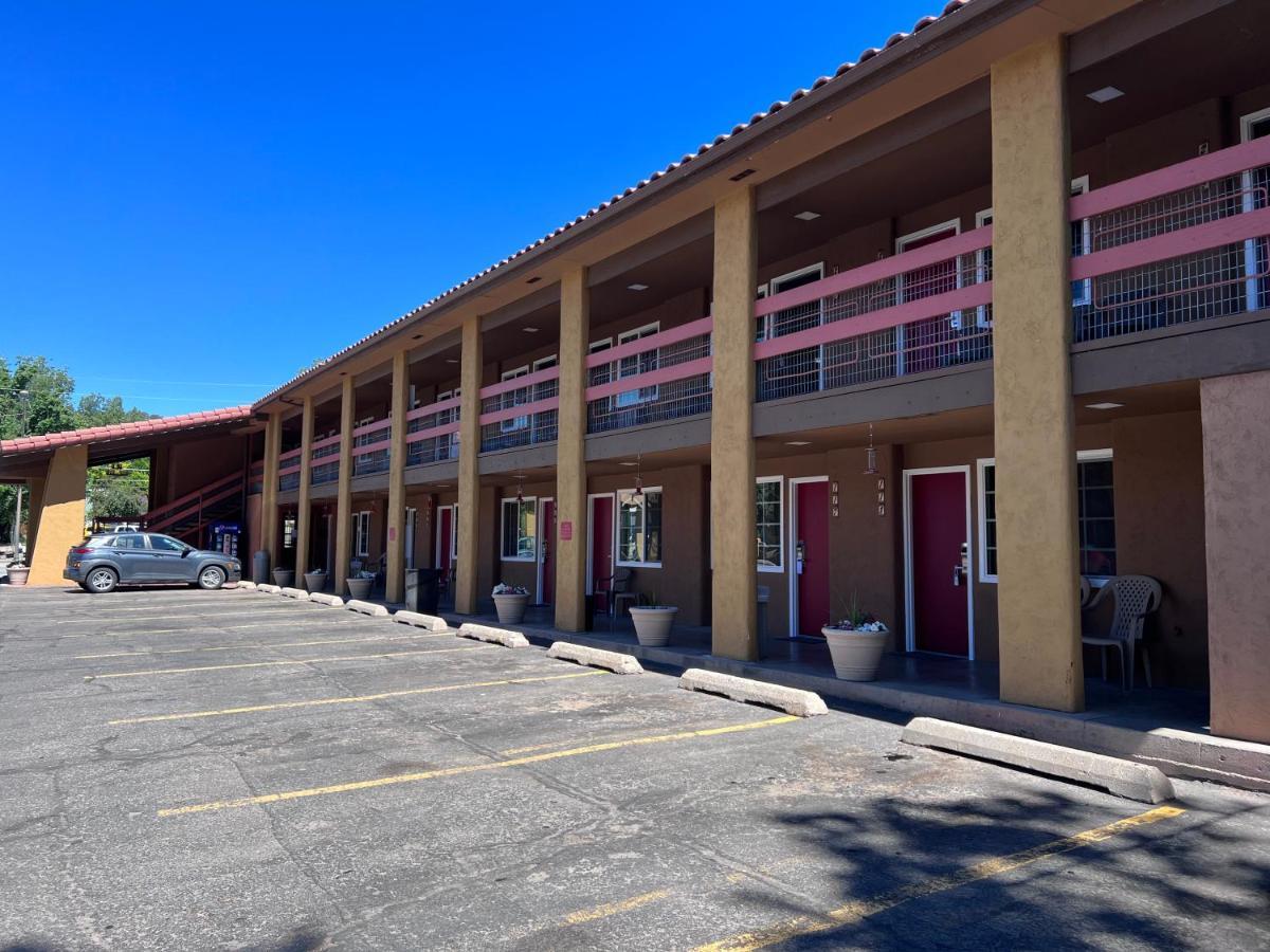 Motel Adobe Durango