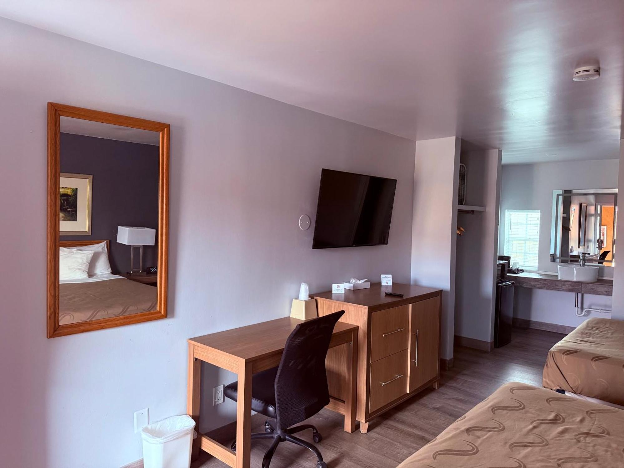 Motel Adobe